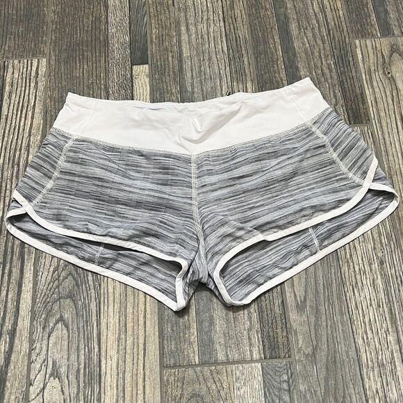 🔥 Lot of 2 - LULULEMON Double Lined Work Out Gym Running Shorts Women Sz 6 - EU - Picture 8 of 13